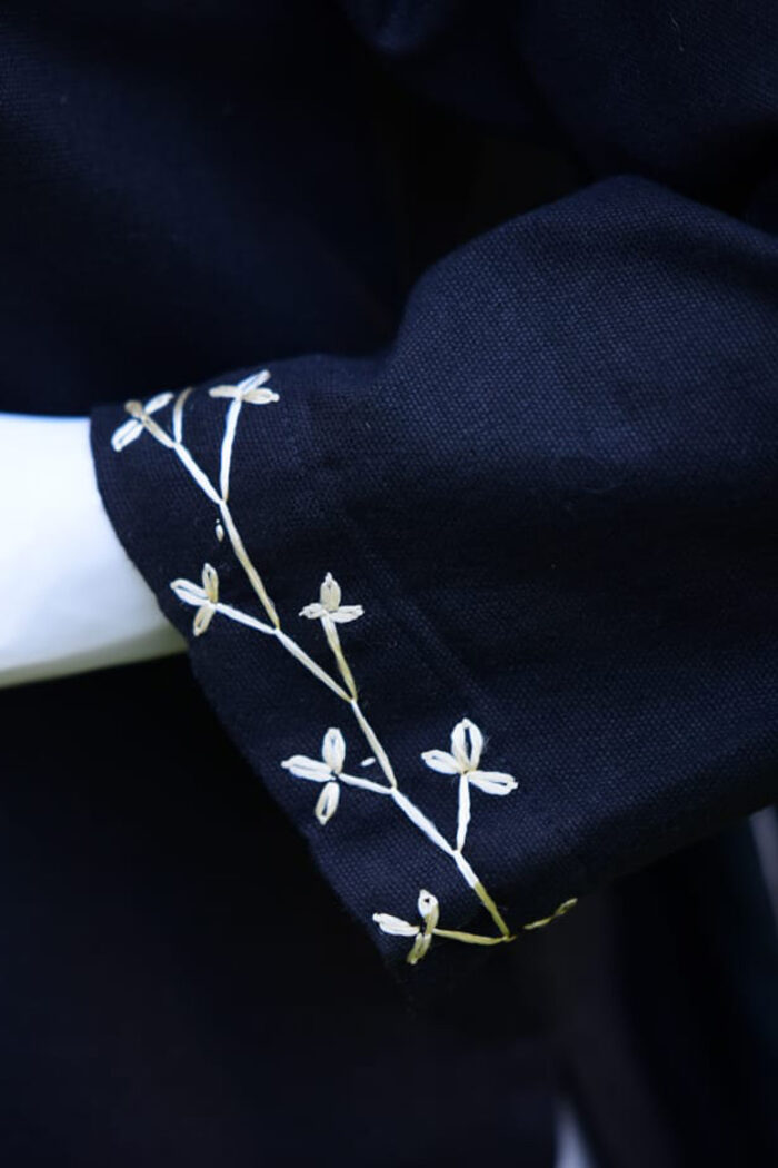 Barg-e-Seemab - Lazy Daisy Stitch - Image 3