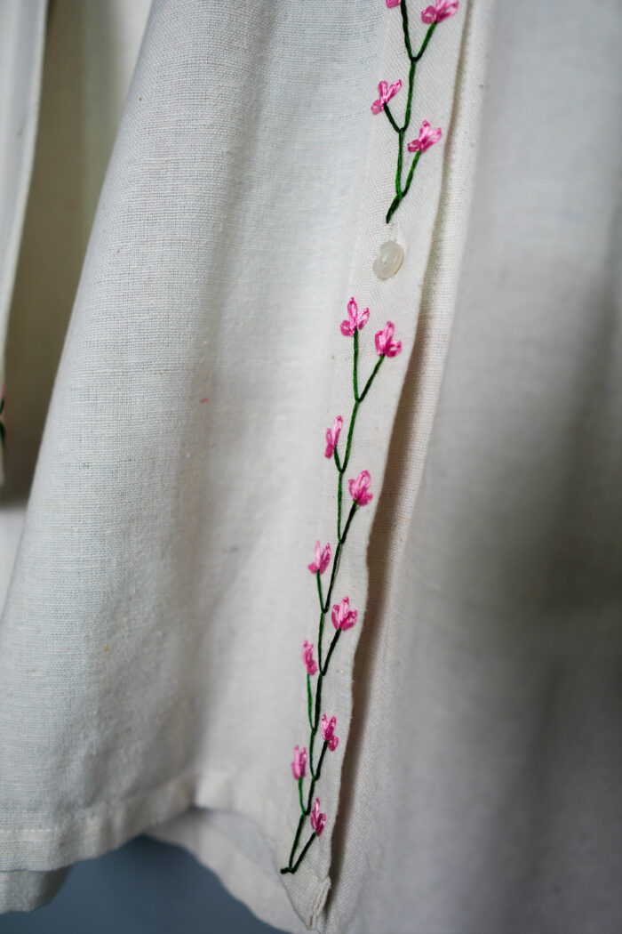 Barg-e-Seemab - Change Stitch - Image 3